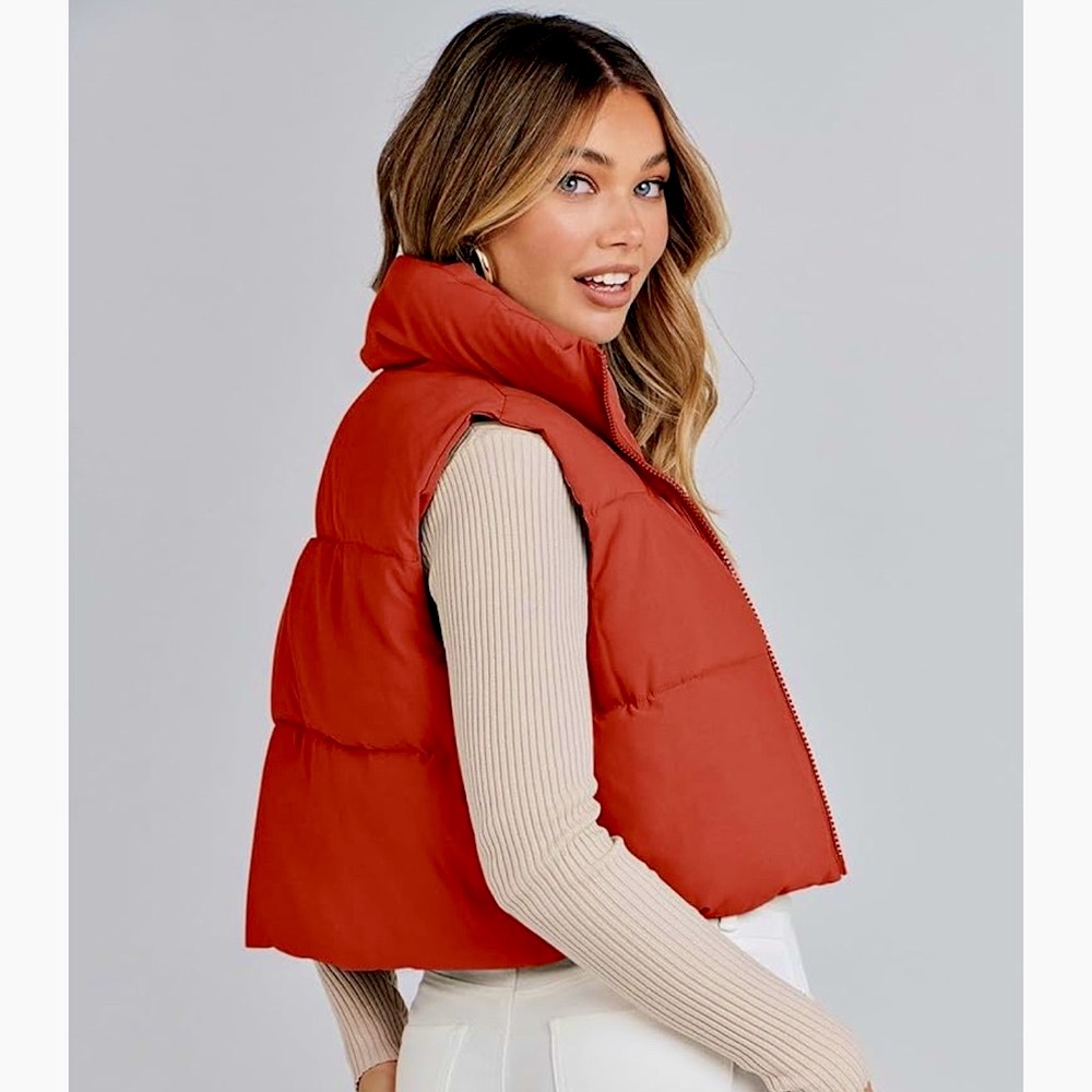 NWT Cropped Puffer Vest in Brick Red